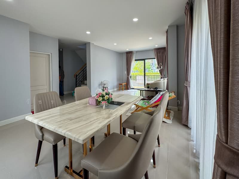 Centro Bangna-Kingkaew, Samut Prakan, Rachathewa, Bang Plee, Samut Prakan, 4 Bedrooms, 190 sqm, Single Detached House For Sale, by วัชราทรัพย์ ภูปภาดล, 500223089 - DDproperty.com