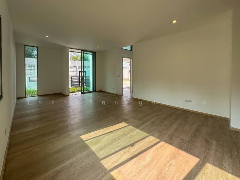 Nirvana ELEMENT Bangna, Samut Prakan, 899 Soi Nakornthong, Bangphli Yai, Bang Plee, Samut Prakan, 5 Bedrooms, 406 sqm, Single Detached House For Sale, by วัชราทรัพย์ ภูปภาดล, 500223096 - DDproperty.com