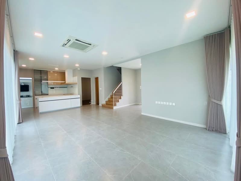 Mantana Bangna Km.15, Samut Prakan, 456 Bangna-Trad Road Km.15, Bang Chalong, Bang Plee, Samut Prakan, 4 Bedrooms, 240 sqm, Single Detached House For Sale, by วัชราทรัพย์ ภูปภาดล, 500223101 - DDproperty.com