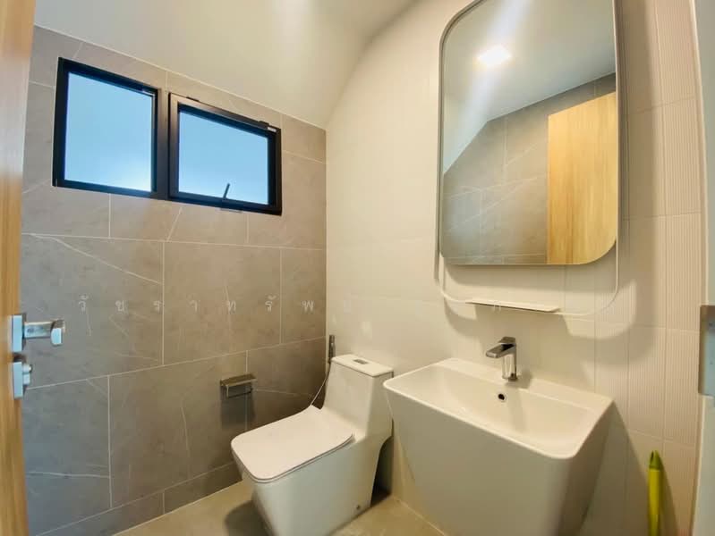 Mantana Bangna Km.15, Samut Prakan, 456 Bangna-Trad Road Km.15, Bang Chalong, Bang Plee, Samut Prakan, 4 Bedrooms, 240 sqm, Single Detached House For Sale, by วัชราทรัพย์ ภูปภาดล, 500223101 - DDproperty.com