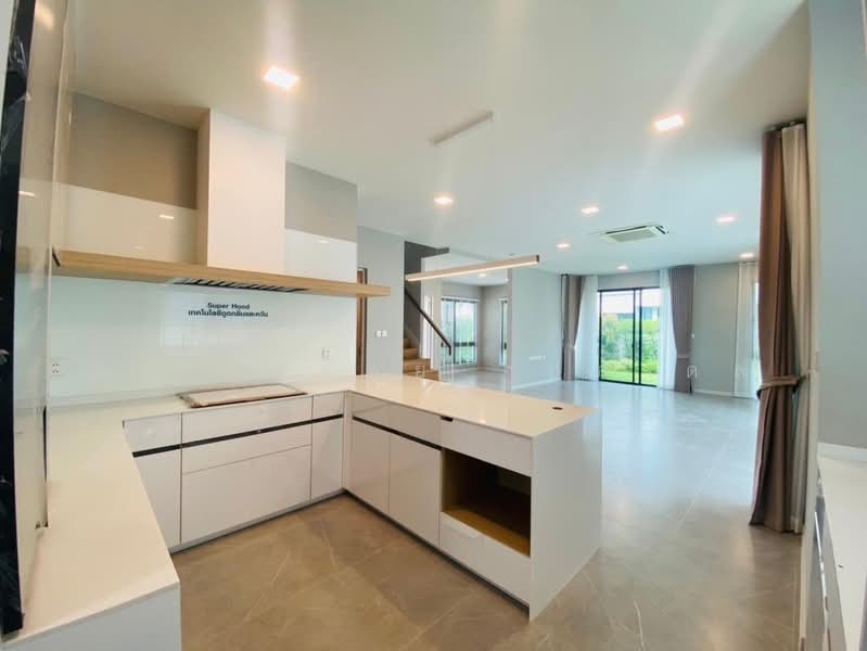 Mantana Bangna Km.15 : บ้านมัณฑนา บางนา กม. 15, สมุทรปราการ, 456 ถนนบางนา-ตราด กม.15, บางโฉลง, บางพลี, สมุทรปราการ, 240 ตร.ม., บ้านเดี่ยว ขาย, โดย วัชราทรัพย์ ภูปภาดล, 500223101 - DDproperty.com