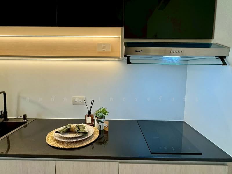 Airlink Residence, Bangkok, Rom Klao Road, Khlong Sam Prawet, Lat Krabang, Bangkok, 2 Bedrooms, 40 sqm, Condo For Sale, by ดลภัทร เพชรจรัสชัย, 500223103 - DDproperty.com