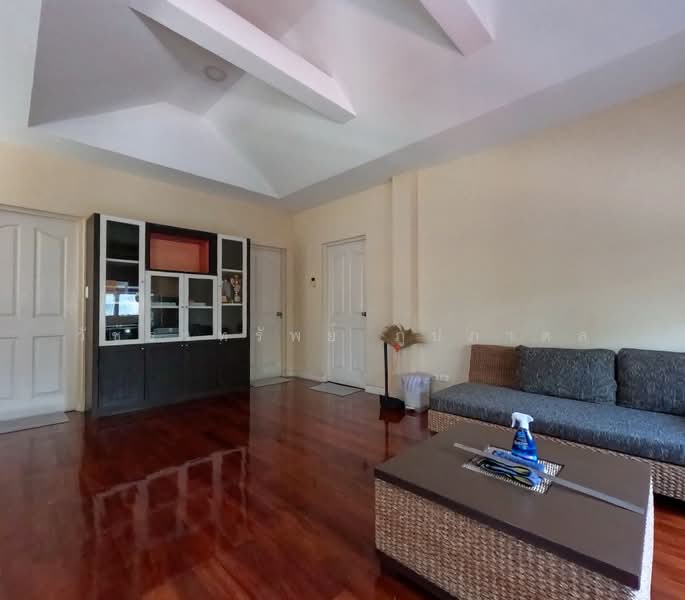 Nantawan Suvarnabhumi, Samut Prakan, King Kaew Road, Rachathewa, Bang Plee, Samut Prakan, 4 Bedrooms, 247 sqm, Single Detached House For Sale, by วัชราทรัพย์ ภูปภาดล, 500223107 - DDproperty.com