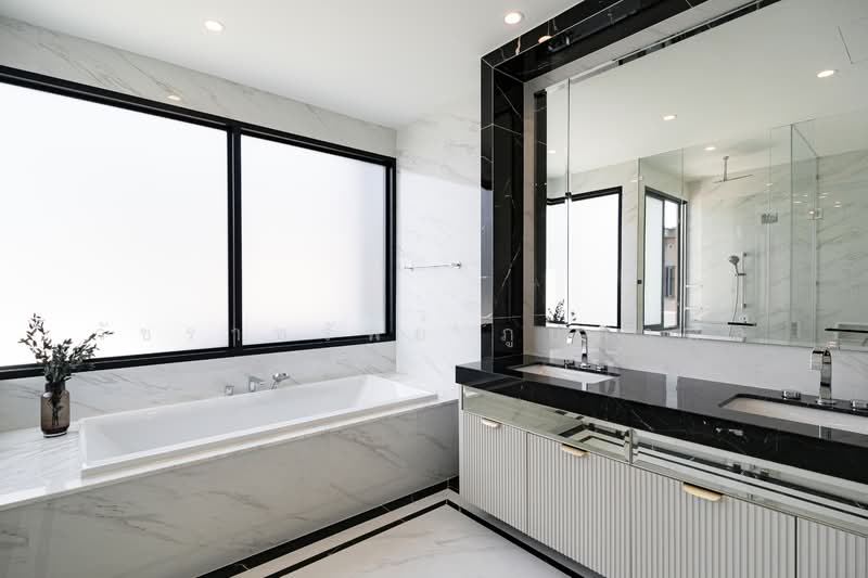 CINQ ROYAL Krungthep Kreetha, Bangkok, Pracharuamjai Road, Saphan Sung, Saphan Sung, Bangkok, 5 Bedrooms, 705 sqm, Single Detached House For Sale, by วัชราทรัพย์ ภูปภาดล, 500223115 - DDproperty.com