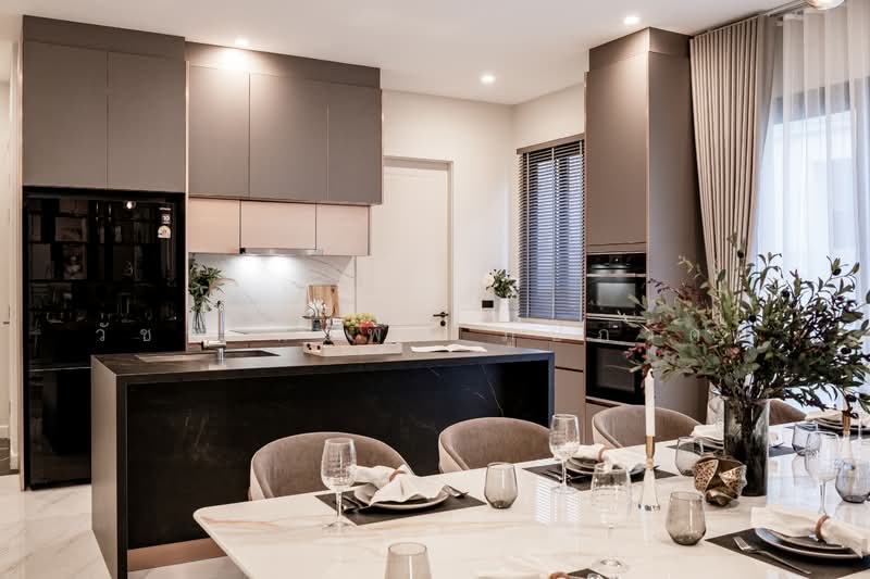 CINQ ROYAL Krungthep Kreetha, Bangkok, Pracharuamjai Road, Saphan Sung, Saphan Sung, Bangkok, 5 Bedrooms, 705 sqm, Single Detached House For Sale, by วัชราทรัพย์ ภูปภาดล, 500223115 - DDproperty.com