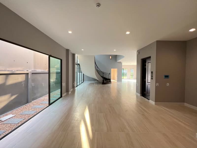 Grand Bangkok Boulevard Ramintra-Kaset Nawamin, Bangkok, 339 Suan Sayam Road, Khan Na Yao, Khan Na Yao, Bangkok, 5 Bedrooms, 591 sqm, Single Detached House For Sale, by วัชราทรัพย์ ภูปภาดล, 500223116 - DDproperty.com