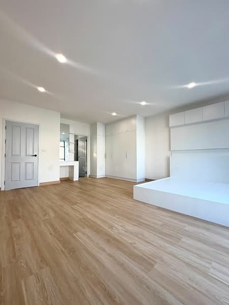 Patio Srinakarin-Rama 9, Bangkok, Krungthep Kreetha Road, Hua Mak, Bang Kapi, Bangkok, 3 Bedrooms, 160 sqm, Townhouse For Sale, by พิพัฒน์ชัย (เต้), 500223122 - DDproperty.com