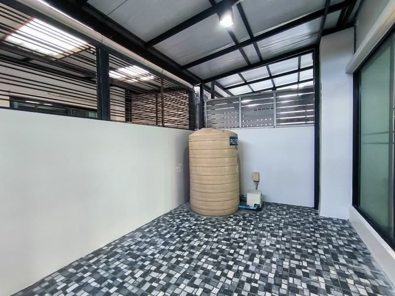 Patio Srinakarin-Rama 9, Bangkok, Krungthep Kreetha Road, Hua Mak, Bang Kapi, Bangkok, 3 Bedrooms, 160 sqm, Townhouse For Sale, by พิพัฒน์ชัย (เต้), 500223122 - DDproperty.com