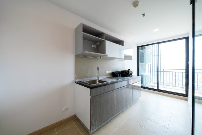 Supalai Loft Yaek Fai Chai Station, Bangkok, 351 Charan Sanitwong Road 31 Alley, Bang Khun Sri, Bangkok Noi, Bangkok, 2 Bedrooms, 84 sqm, Condo For Sale, by อุกฤษฎ์ สัตย์ตระกูลวงศ์, 500223170 - DDproperty.com