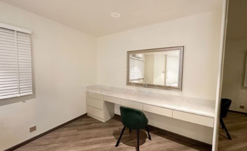 D.S. Tower 2 Sukhumvit 39, Bangkok, Soi Sukhumvit 39, Khlong Tan Nua, Watthana, Bangkok, 2 Bedrooms, 139 sqm, Condo For Sale, by HomeConnect Thailand, 500223176 - DDproperty.com