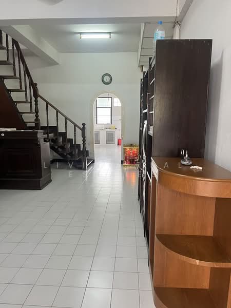 หมู่บ้าน อยู่เจริญ ซอยพหลโยธิน 50, Bangkok, Anusaowari, Bang Khen, Bangkok, 2 Bedrooms, 75 sqm, Single Detached House For Sale, by Living Real Estates, 500223212 - DDproperty.com
