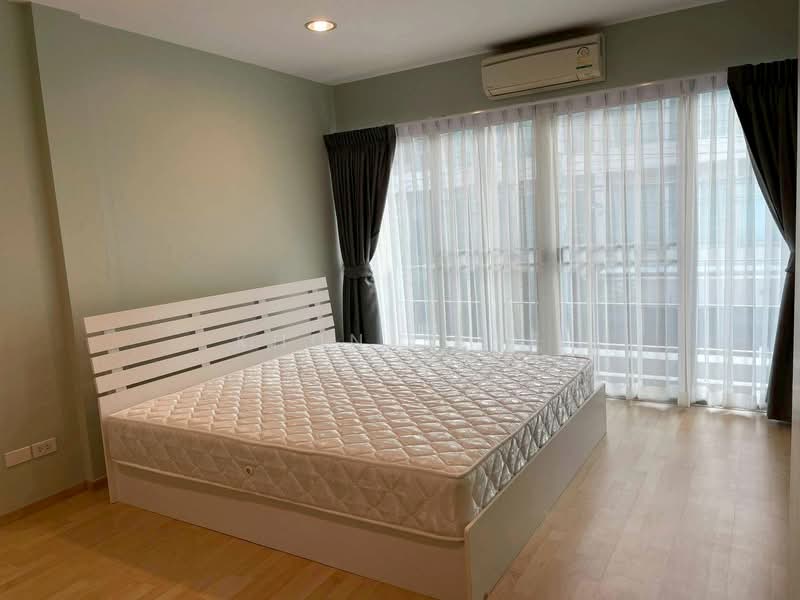 Noble Cube Pattanakarn, Bangkok, Phatthanakan Road, Suan Luang, Suan Luang, Bangkok, 3 Bedrooms, 200 sqm, Townhouse For Rent, by Khun Jane, 500223225 - DDproperty.com