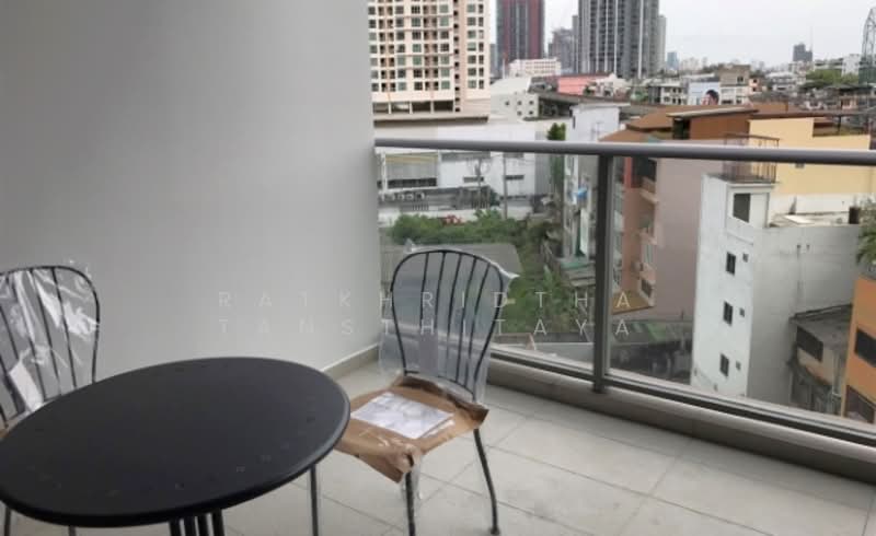 The Lofts Ekkamai, Bangkok, 1415 Sukhumvit Road, Phra Kanong Nua, Watthana, Bangkok, 1 Bedroom, 51 sqm, Condo For Rent, by Ratkhridtha Tansthitaya, 500223230 - DDproperty.com