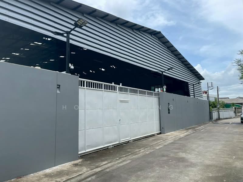 ให้เช่า - ให้เช่าโกดัง สวนผัก ราชพฤกษ์ ตลิ่งชัน 1,107 ตารางเมตร ใกล้รถไฟฟ้าสายสีแดง, กรุงเทพ