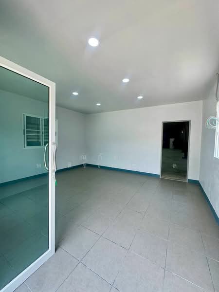 คลองหลวง, Pathum Thani, Khlong Nung, Khlong Luang, Pathum Thani, , 345 sqm, Warehouse/Factory For Rent, by ณภัทร พรสิริเมธากุล, 500223260 - DDproperty.com