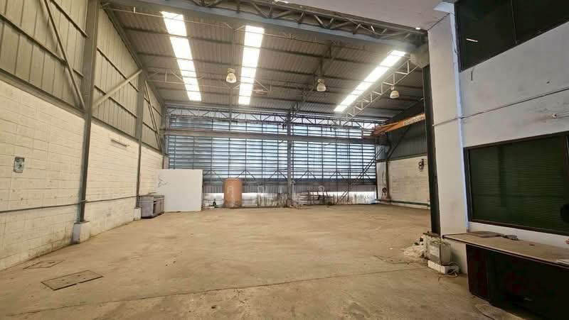 ขายอาคารพาณิชย์ 4 คูหา 4 ชั้นครึ่ง ติดถนนเทพารักษ์ ซอยไทรอัมเซ็นเตอร์ พร้อมเครน5ตัน, สมุทรปราการ, บางพลีใหญ่, บางพลี, สมุทรปราการ, 1,600 ตร.ม., ตึกแถว-อาคารพาณิชย์ ขาย, โดย คุณโจ, 500223266 - DDproperty.com