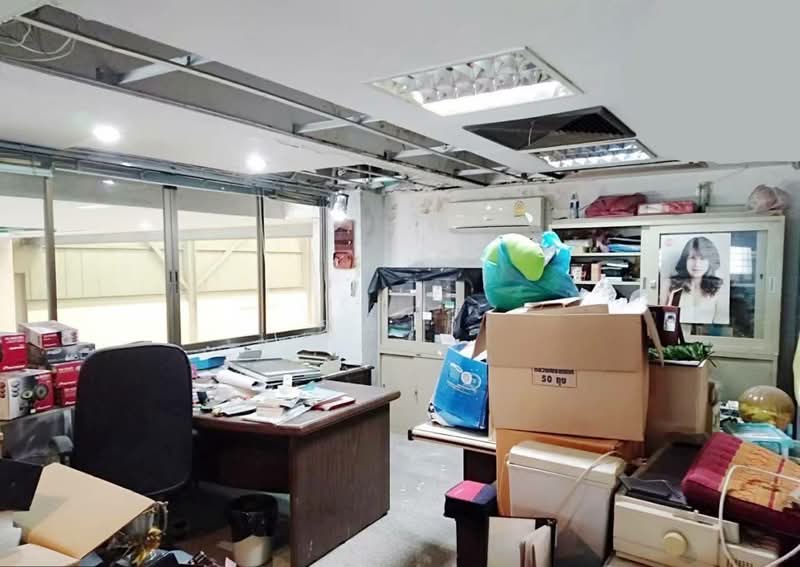 ขายอาคารพาณิชย์ 4 คูหา 4 ชั้นครึ่ง ติดถนนเทพารักษ์ ซอยไทรอัมเซ็นเตอร์ พร้อมเครน5ตัน, Samut Prakan, Bangphli Yai, Bang Plee, Samut Prakan, , 1,600 sqm, Shophouse For Sale, by คุณโจ, 500223266 - DDproperty.com