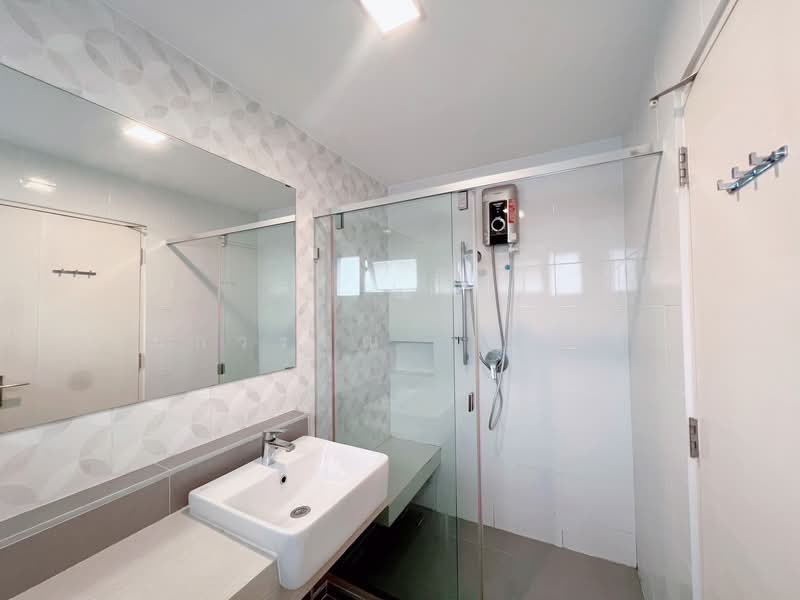 Chaiyaphruek Bangna Km.7, Samut Prakan, Bangna-Trad Road, Bang Kaeo, Bang Plee, Samut Prakan, 3 Bedrooms, 136 sqm, Single Detached House For Rent, by Kanokwan Klakhaeng, 500223276 - DDproperty.com