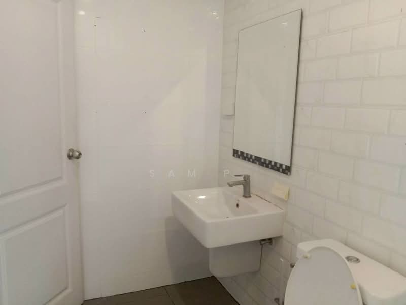 The Trop Urban Motorway-Ladkrabang, Bangkok, Phatthana Rd,, Thab Yao, Lat Krabang, Bangkok, 3 Bedrooms, 101 sqm, Townhouse For Sale, by Sam P., 500223283 - DDproperty.com