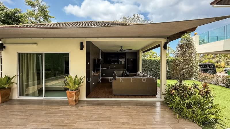 Green Field Villas 1, Chon Buri (Pattaya), Soi Moobaan Green Field Villa, Bang Lamung, Bang Lamung (Pattaya), Chon Buri (Pattaya), 5 Bedrooms, 482 sqm, Single Detached House For Rent, by Benjawan Chukunhom, 500223286 - DDproperty.com