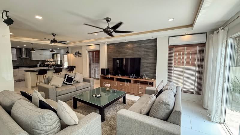 Green Field Villas 1, Chon Buri (Pattaya), Soi Moobaan Green Field Villa, Bang Lamung, Bang Lamung (Pattaya), Chon Buri (Pattaya), 5 Bedrooms, 482 sqm, Single Detached House For Rent, by Benjawan Chukunhom, 500223286 - DDproperty.com