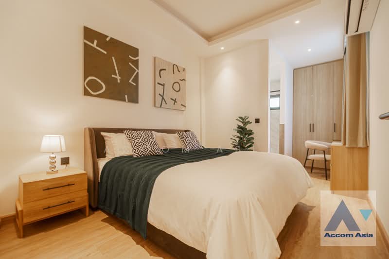 Bright Modern Home Fully Furnished, Pet Friendly with Cozy Design, Bangkok, Khlong Tan Nua, Watthana, Bangkok, 4 Bedrooms, 250 sqm, Single Detached House For Rent, by Accom Asia, 500223292 - DDproperty.com