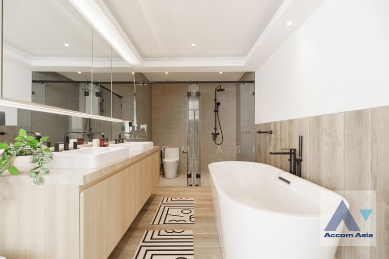 Bright Modern Home Fully Furnished, Pet Friendly with Cozy Design, Bangkok, Khlong Tan Nua, Watthana, Bangkok, 4 Bedrooms, 250 sqm, Single Detached House For Rent, by Accom Asia, 500223292 - DDproperty.com