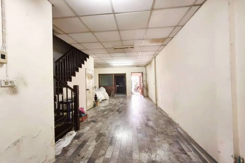 Piyawararom Village Phase 3 : หมู่บ้านปิยวรารมย์ เฟส 3, นนทบุรี, ถนนบ้านกล้วย-ไทรน้อย, ไทรน้อย, ไทรน้อย, นนทบุรี, 176 ตร.ม., บ้านเดี่ยว ขาย, โดย ชนะชาติ นนท์ตา, 500223304 - DDproperty.com