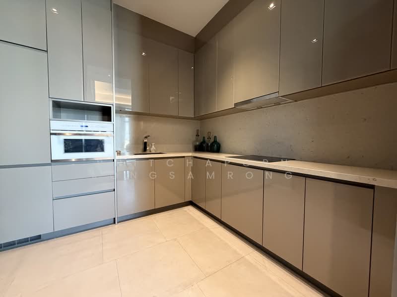 The Diplomat 39 : เดอะ ดิโพลแมท 39, กรุงเทพ, 18 ซอยสุขุมวิท 39 ถนนุขุมวิท, คลองตันเหนือ, วัฒนา, กรุงเทพ, 160 ตร.ม., คอนโด ให้เช่า, โดย Phitchaporn Kongsamrong, 500223305 - DDproperty.com