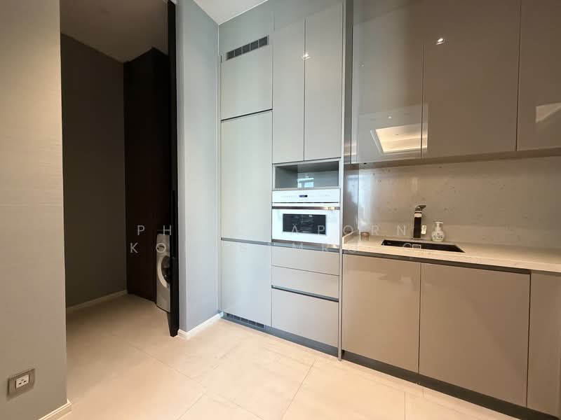 The Diplomat 39, Bangkok, 18 Soi Sukhumvit 39, Sukhumvit Road, Khlong Tan Nua, Watthana, Bangkok, 3 Bedrooms, 160 sqm, Condo For Rent, by Phitchaporn Kongsamrong, 500223305 - DDproperty.com