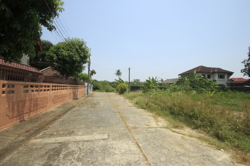 สินพัฒนาธานี (พุทธมณฑลสาย2) ถ.ทวีวัฒนา กาญจนาภิเษก ซ.ทวีวัฒนา กาญจนาภิเษก15 แขวงทวีวัฒนา เขตทวีวัฒนา, Bangkok, ทวีวัฒนา, Thawi Watthana, Thawi Watthana, Bangkok, , 400 sqm, Land For Sale, by คุณอนุชา โพธิปัสสา (บอย), 500223315 - DDproperty.com