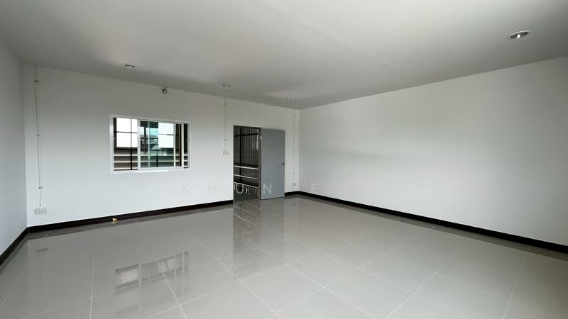 Warehouse and Office for Rent Sukhumvit 77 Onnut near srinuch bts (SPSEVE1188), Bangkok, Suan Luang, Suan Luang, Bangkok, , 108 sqm, Warehouse/Factory For Rent, by Khun Eve, 500223316 - DDproperty.com
