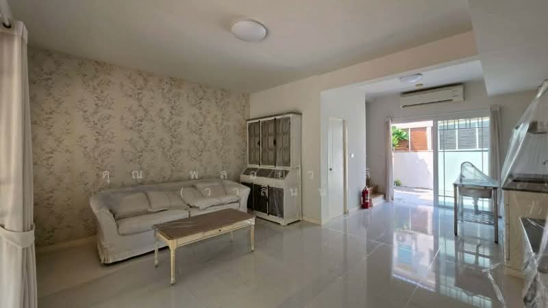 Villaggio Bangna, Samut Prakan, Bang Na-Trat Frontage Road, Bang Bo, Bang Bo, Samut Prakan, 2 Bedrooms, 90 sqm, Townhouse For Sale, by คุณ พลอยวาลินน์ (วาลินน์), 500223318 - DDproperty.com