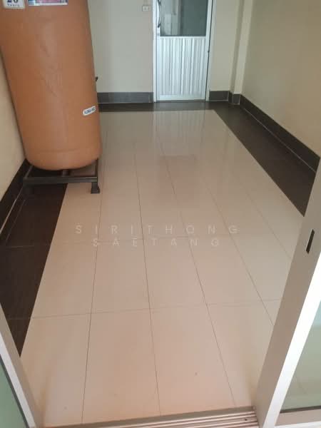 Sap Rung Rueang Bang Pu Project, Commercial building 3.5 stories 4 multipurpose rooms, with rooftop, Samut Prakan, สุขุมวิท, Bang Pu Mai, Muang Samut Prakarn, Samut Prakan, , 224 sqm, Shophouse For Rent, by Sirithong Saetang, 500223346 - DDproperty.com