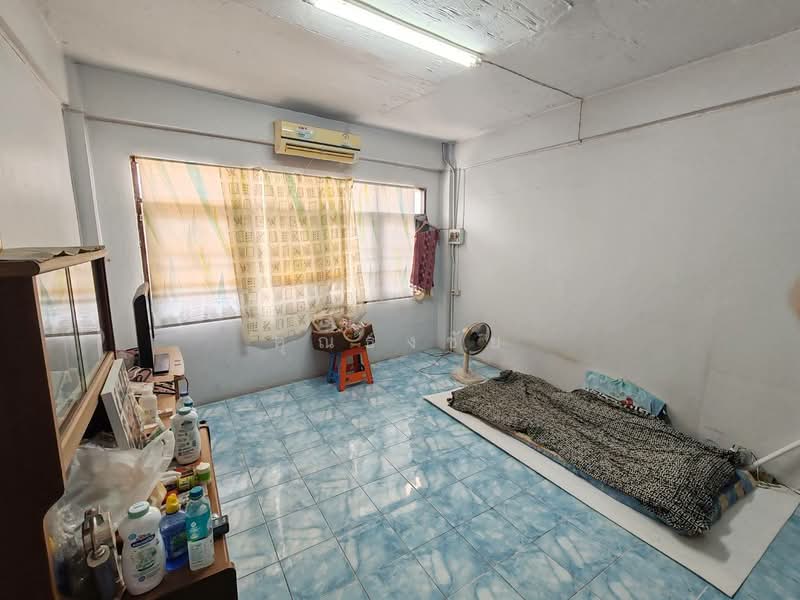 คุ้มสุดในย่านนี้ !!! ขายตึกแถว 4.5 ชั้น ทำเลทอง ตรงข้ามโลตัสวังหิน มีสิทธิ์จอดรถฟรีตลอดชีพ, Bangkok, ลาดพร้าววังหิน 79, Lat Phrao, Lat Phrao, Bangkok, , 220 sqm, Shophouse For Sale, by คุณธงชัย, 500223352 - DDproperty.com