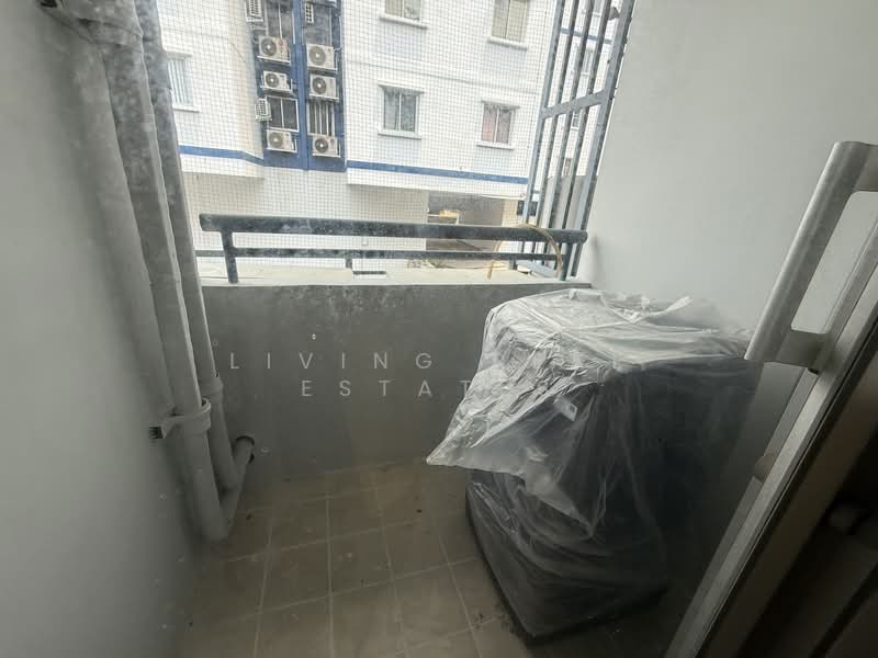 Condo One X Sathorn-Narathiwat, Bangkok, 417 Soi Wat Phomaen Khunaram, Chong Nonsi, Yan Nawa, Bangkok, 1 Bedroom, 52 sqm, Condo For Rent, by Living Real Estates, 500223370 - DDproperty.com