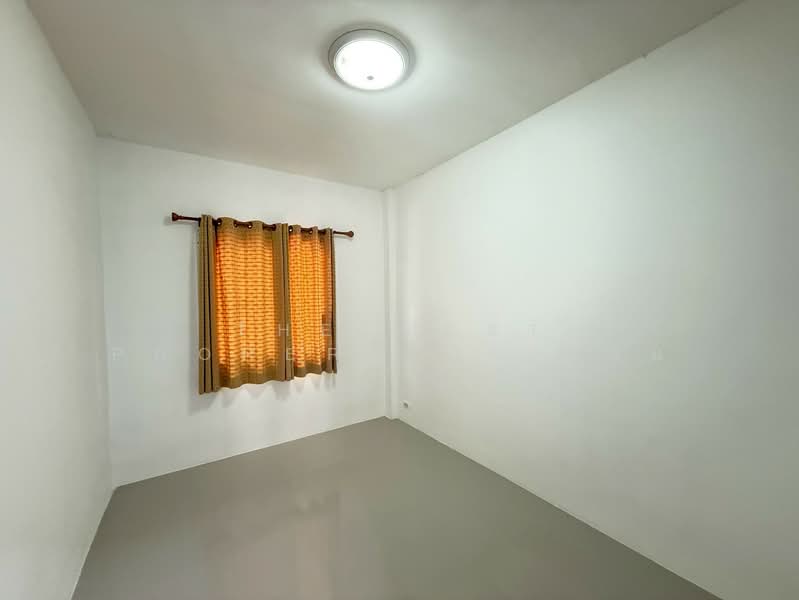 หมู่บ้านพนาสนธิ์วิลล่า ลำลูกกา-คลอง4, Pathum Thani, Lat Sawai, Lam Luk Ka, Pathum Thani, 3 Bedrooms, 120 sqm, Townhouse For Sale, by The Best Property   แอน, 500223378 - DDproperty.com