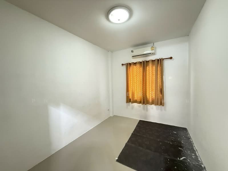 หมู่บ้านพนาสนธิ์วิลล่า ลำลูกกา-คลอง4, Pathum Thani, Lat Sawai, Lam Luk Ka, Pathum Thani, 3 Bedrooms, 120 sqm, Townhouse For Sale, by The Best Property   แอน, 500223378 - DDproperty.com