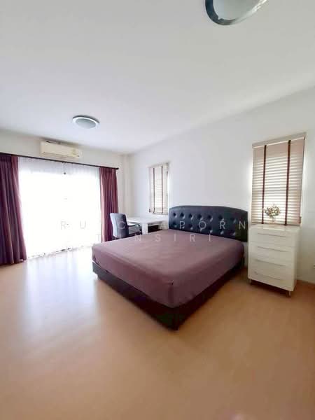 บ้านสวยให้เช่า – ใกล้โรงเรียนนานาชาติลานนา–หางดง เพียง 5 นาที ค่าเช่า 22,000 บาท / เดือน No.14H1067, Chiang Mai, Ban Waen, Hang Dong, Chiang Mai, 3 Bedrooms, 150 sqm, Single Detached House For Rent, by Rutchaporn Tunsiri, 500223391 - DDproperty.com