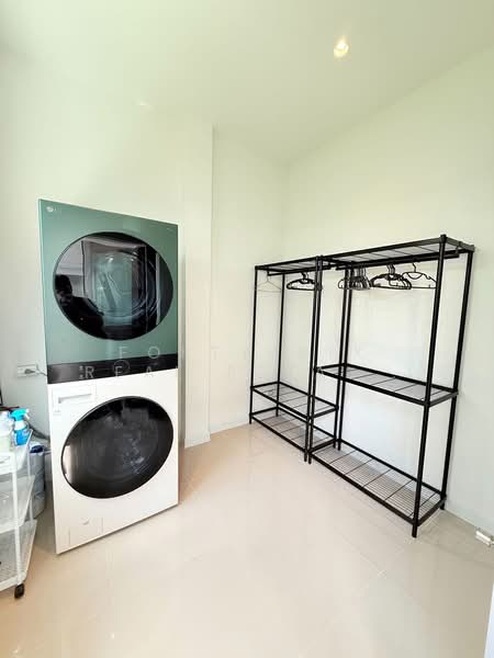 Perfect Masterpiece Sukhumvit 77, Samut Prakan, Soi Mu Ban Perfect Place Sukhumvit 77, Rachathewa, Bang Plee, Samut Prakan, 4 Bedrooms, 315 sqm, Single Detached House For Rent, by Forty-Six Real Estate Group, 500223407 - DDproperty.com