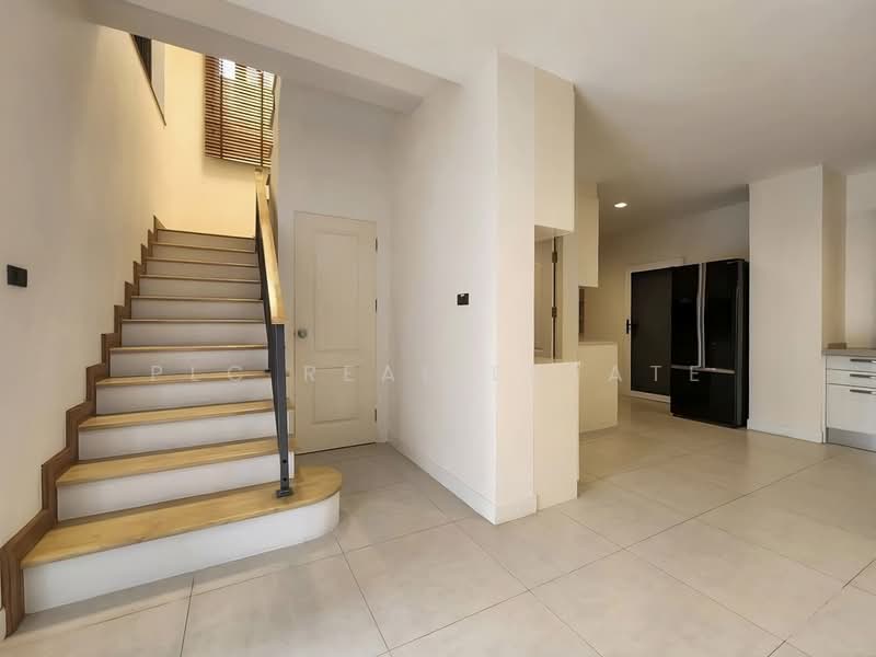 3 Bedroom House for Sale East Pattaya, Chon Buri (Pattaya), Bang Lamung, Bang Lamung (Pattaya), Chon Buri (Pattaya), 3 Bedrooms, 200 sqm, Villa For Sale, by PLC real estate, 500223411 - DDproperty.com