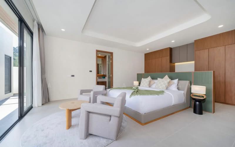 For Rent - 4 Bedrooms Exclusive Luxury Pool Villa for Rent at Bangtao, Phuket