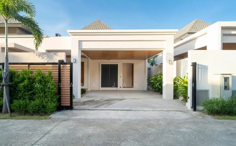 For Rent - 4 Bedrooms Exclusive Luxury Pool Villa for Rent at Bangtao, Phuket