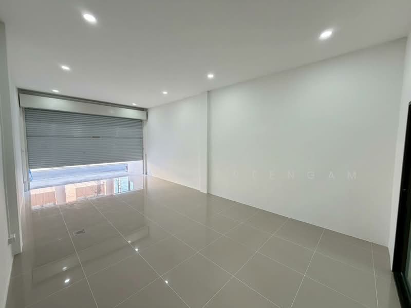 ตึกแถวริมถนนซอย นนทบุรี46, Nonthaburi, Tha-Sai, Muang Nonthaburi, Nonthaburi, 3 Bedrooms, 304 sqm, Townhouse For Sale, by Nissita Jitreengam, 500223430 - DDproperty.com