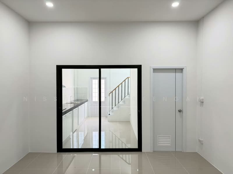 ตึกแถวริมถนนซอย นนทบุรี46, Nonthaburi, Tha-Sai, Muang Nonthaburi, Nonthaburi, 3 Bedrooms, 304 sqm, Townhouse For Sale, by Nissita Jitreengam, 500223430 - DDproperty.com