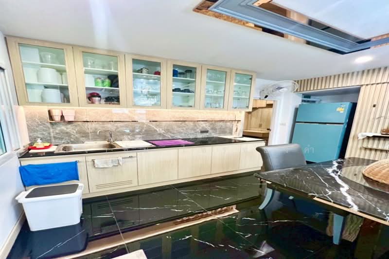 S Ville Rangsit-Lamlukka Klong 4, Pathum Thani, Sawai Pracharat Road (Lam Luk Ka, Khlong 4), Lat Sawai, Lam Luk Ka, Pathum Thani, 4 Bedrooms, 200 sqm, Single Detached House For Sale, by สง่าชัย ไทรทองคำ, 500223438 - DDproperty.com