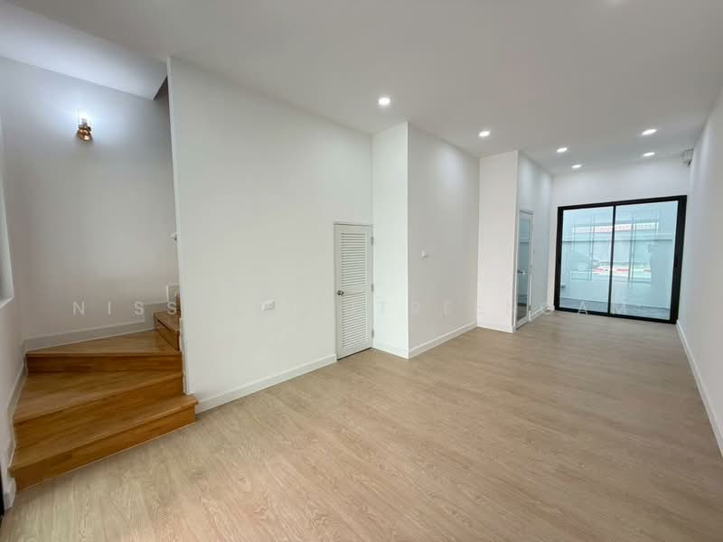 โครงการซิกเนเจอร์ ถนนวัชรพล , ซอยวัชรพล 2, Bangkok, Tha Rang, Bang Khen, Bangkok, 3 Bedrooms, 120 sqm, Townhouse For Sale, by Nissita Jitreengam, 500223441 - DDproperty.com