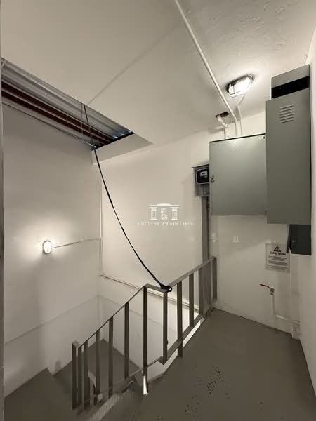 5368 – อาคารพาณิชย์ พร้อมผู้เช่า ทำเลทอง ย่านอารีย์ เนื้อที่ 31 ตร.ว. ใกล้ BTS อารีย์, Bangkok, ติดพหลโยธิน 5, Samsen Nai, Phaya Thai, Bangkok, , 600 sqm, Shophouse For Sale, by Forbest Properties Co., Ltd., 500223455 - DDproperty.com