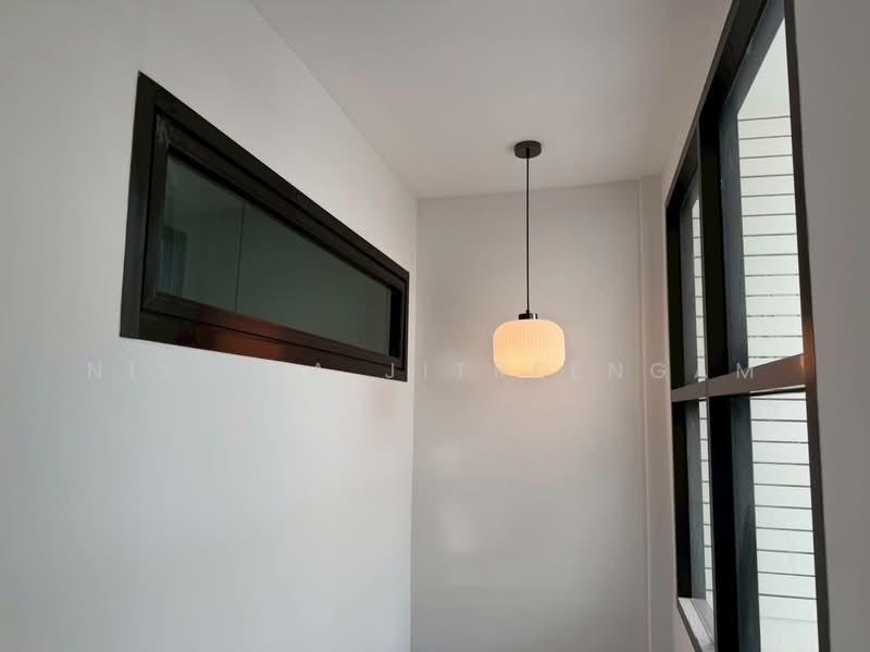 ทาวน์เฮาส์ 2 ชั้น ซอยเสนานิคม1, Bangkok, Lat Phrao, Lat Phrao, Bangkok, 2 Bedrooms, 98 sqm, Townhouse For Sale, by Nissita Jitreengam, 500223461 - DDproperty.com