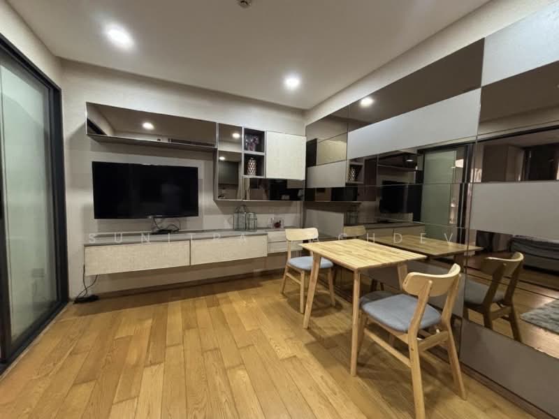 Klass Langsuan, Bangkok, 31-1 Soi Langsuan, Langsuan Road, Lumphini, Pathum Wan, Bangkok, 1 Bedroom, 34 sqm, Condo For Rent, by Sunitra Sachdev, 500223465 - DDproperty.com